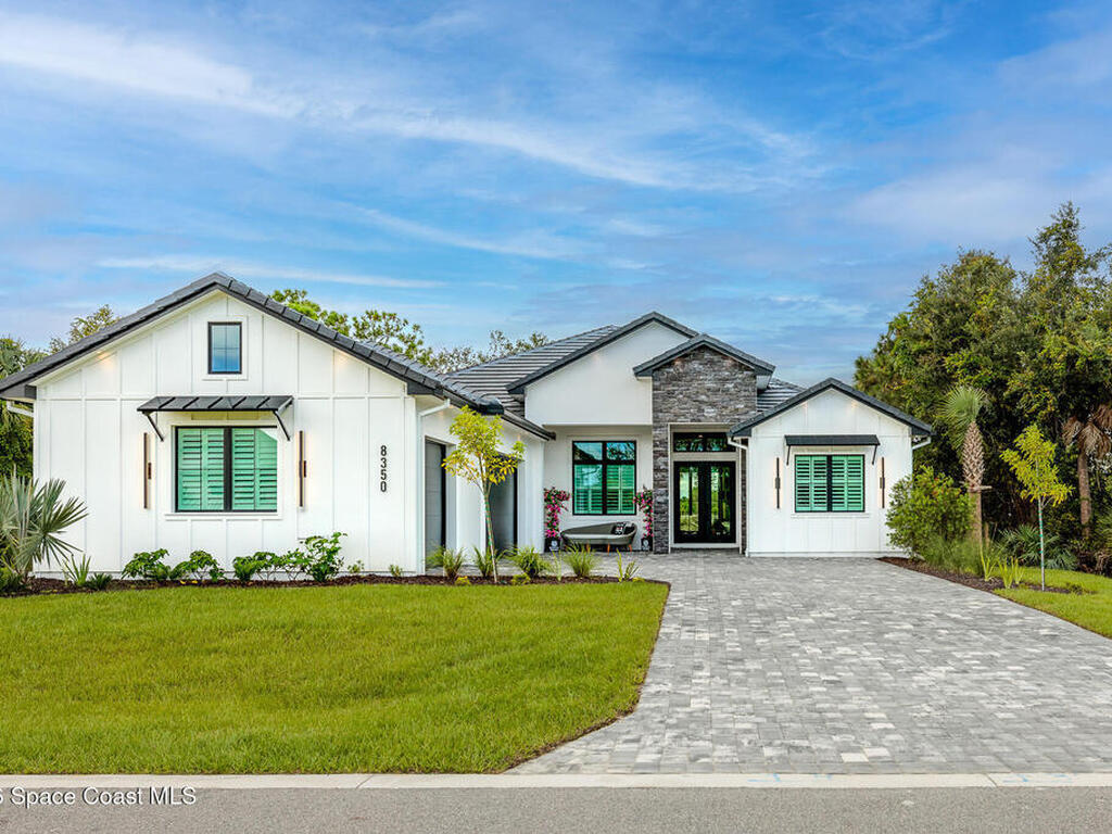 8350 Waxwing Cr Circle, Melbourne, FL 32940