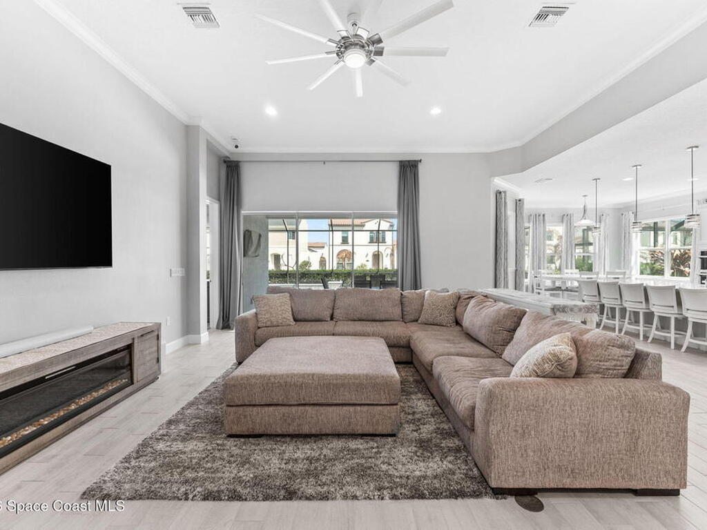 2450 Pescara Court, Melbourne, FL 32940