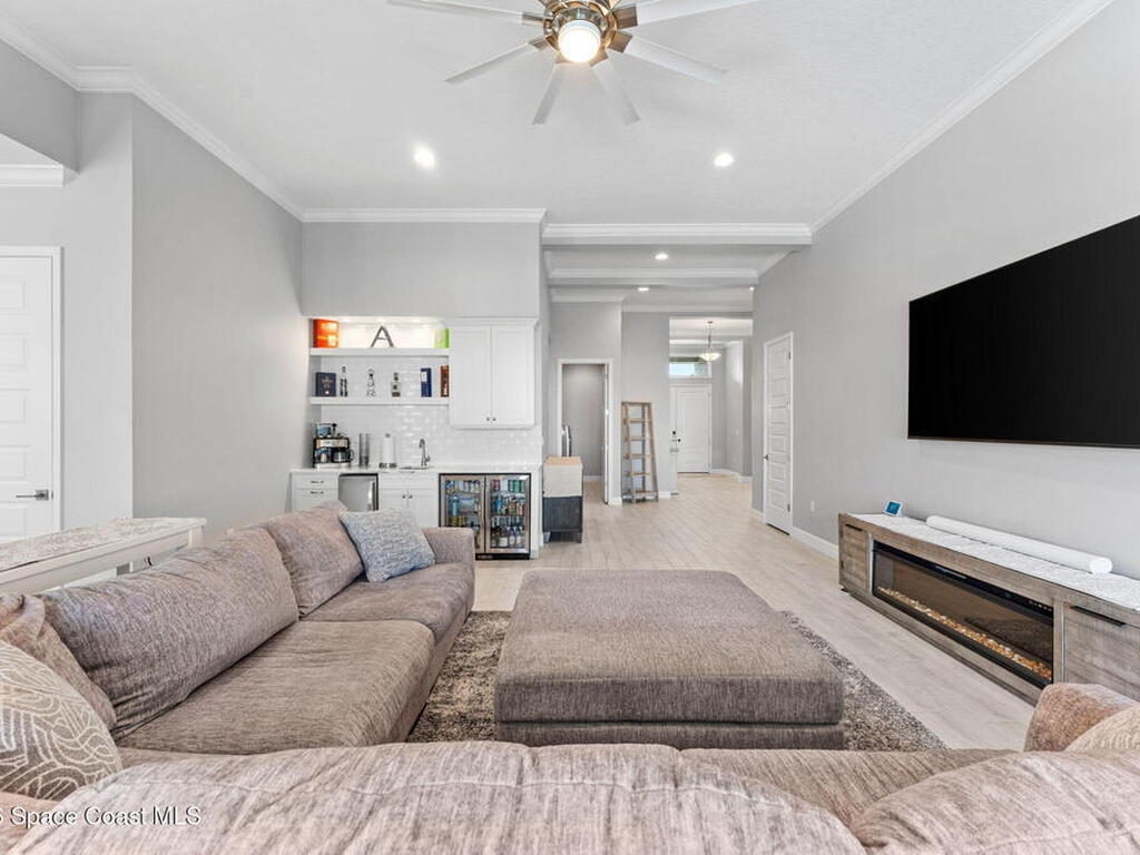 2450 Pescara Court, Melbourne, FL 32940