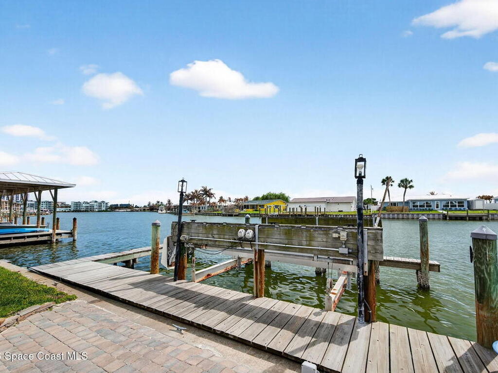 405 S Banana River Boulevard, Cocoa Beach, FL 32931