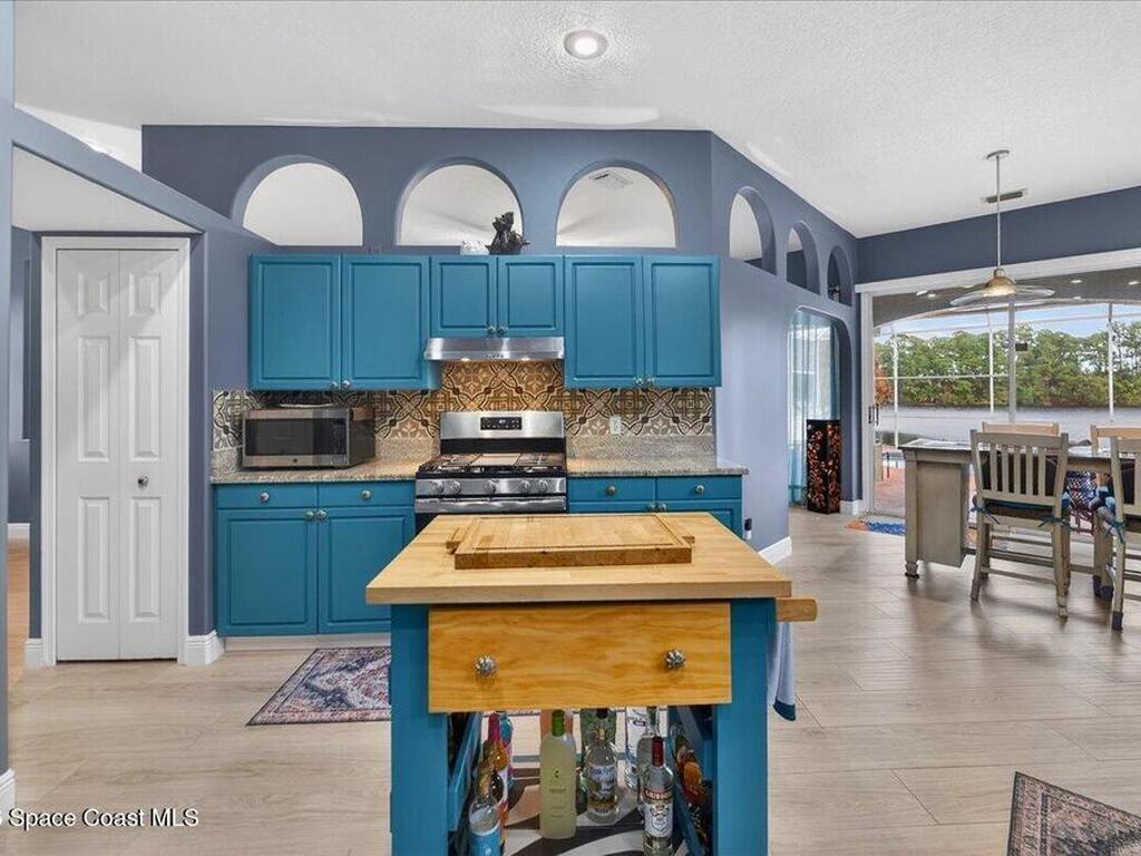 438 Carmel Drive, Suntree, FL 32940