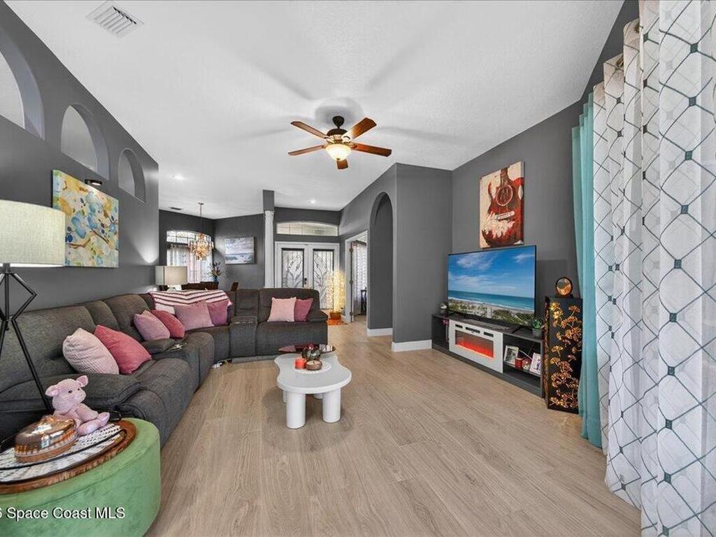 438 Carmel Drive, Suntree, FL 32940