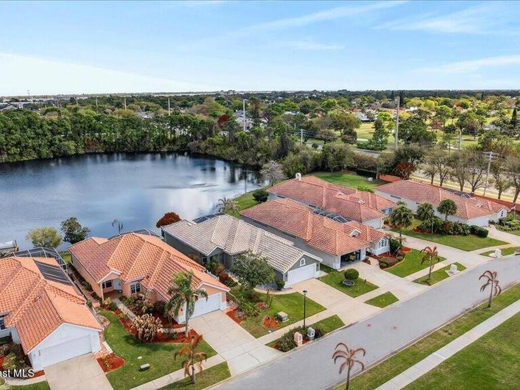 438 Carmel Drive, Suntree, FL 32940