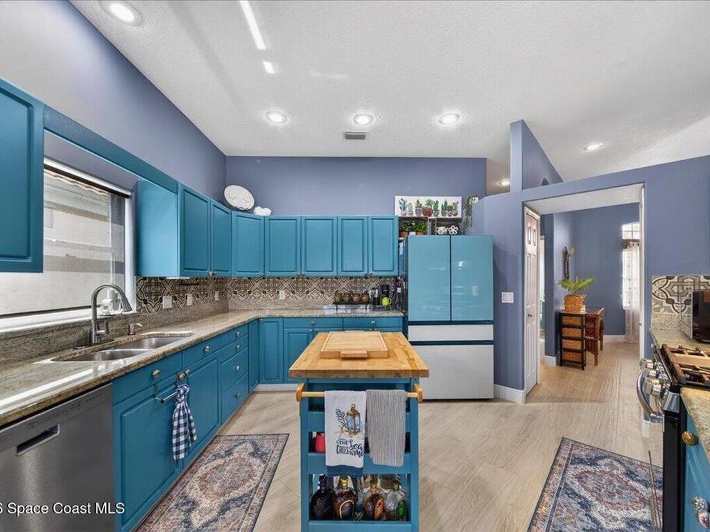 438 Carmel Drive, Suntree, FL 32940