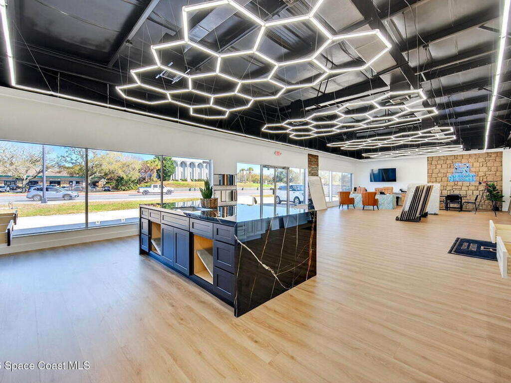 809 N Cocoa Boulevard, Cocoa, FL 32922