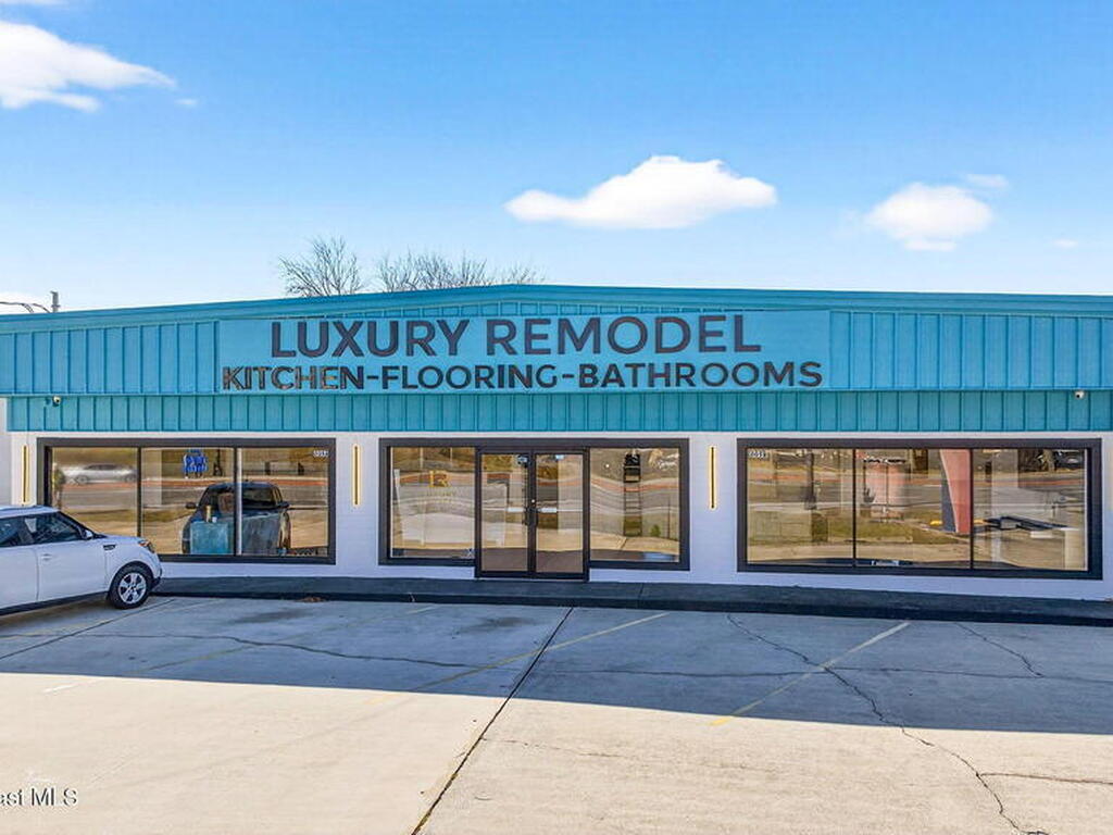 809 N Cocoa Boulevard, Cocoa, FL 32922