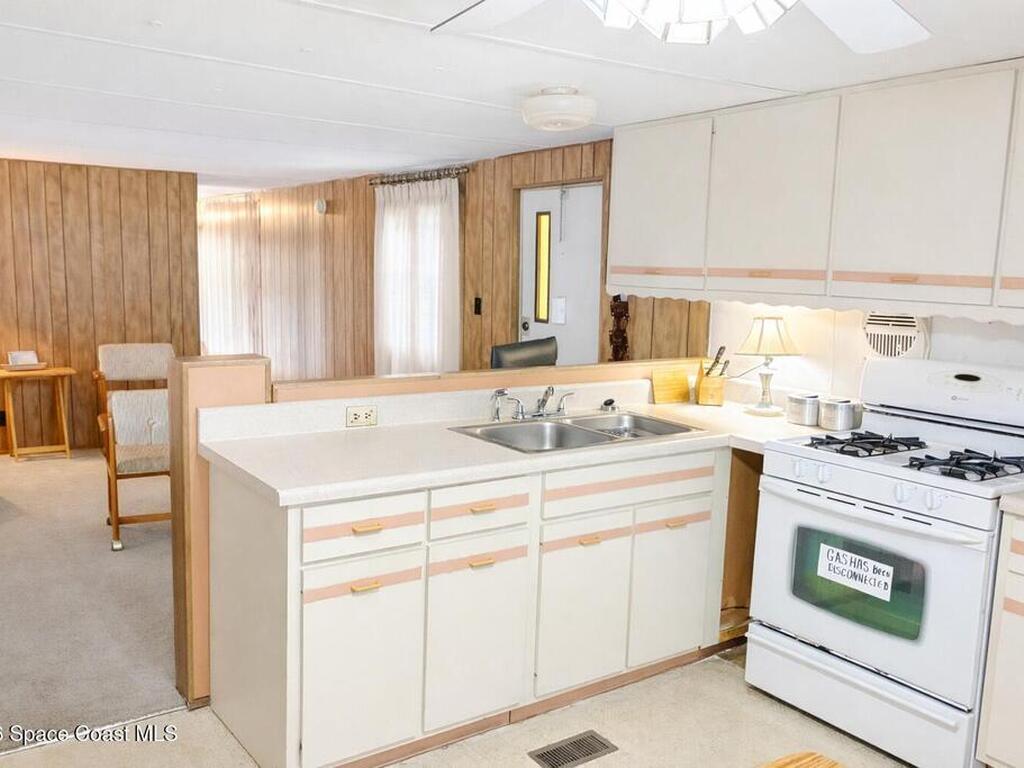 2988 Indian River Drive, Palm Bay, FL 32905