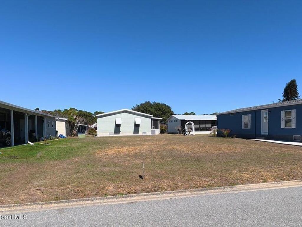 808 Lychee Drive, Sebastian, FL 32976