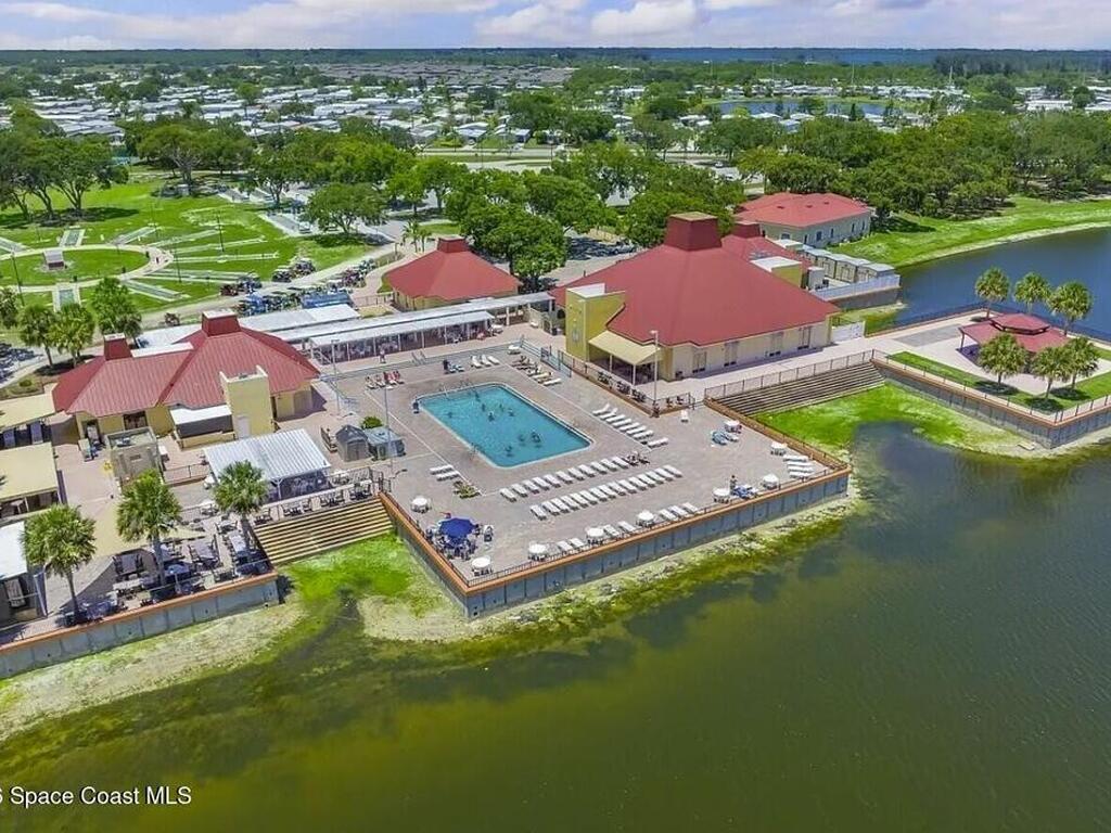 808 Lychee Drive, Sebastian, FL 32976