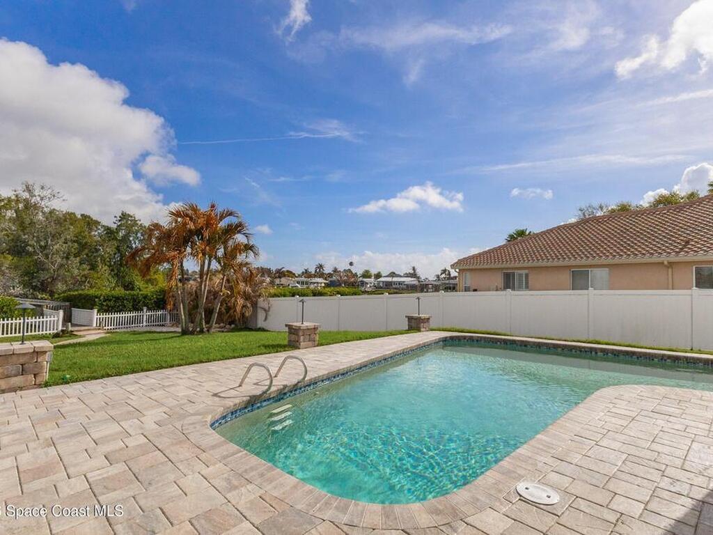 262 Lanternback Island Drive, Satellite Beach, FL 32937