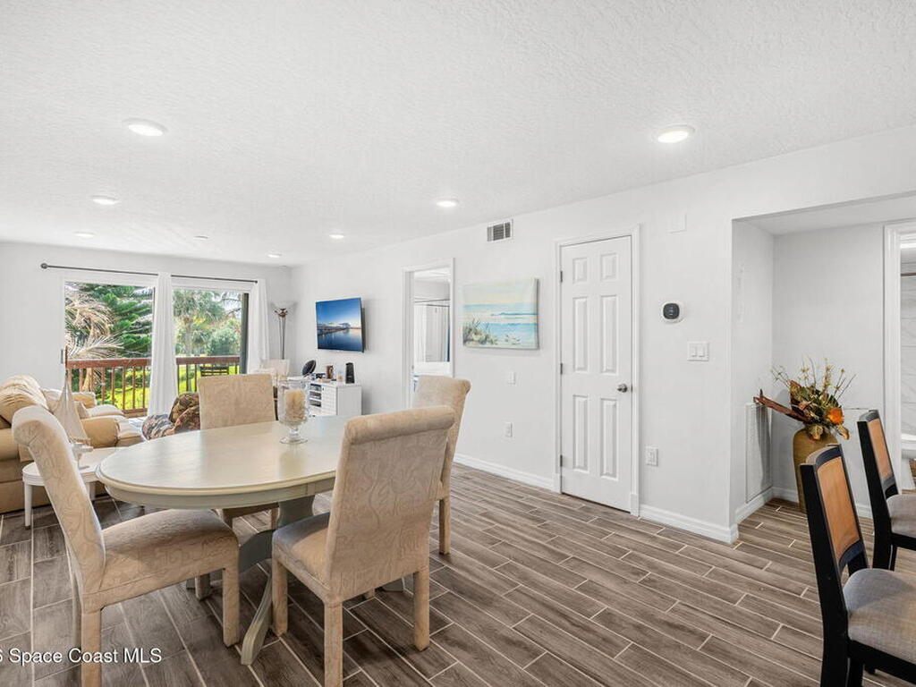 1318 S Miramar Avenue, Indialantic, FL 32903
