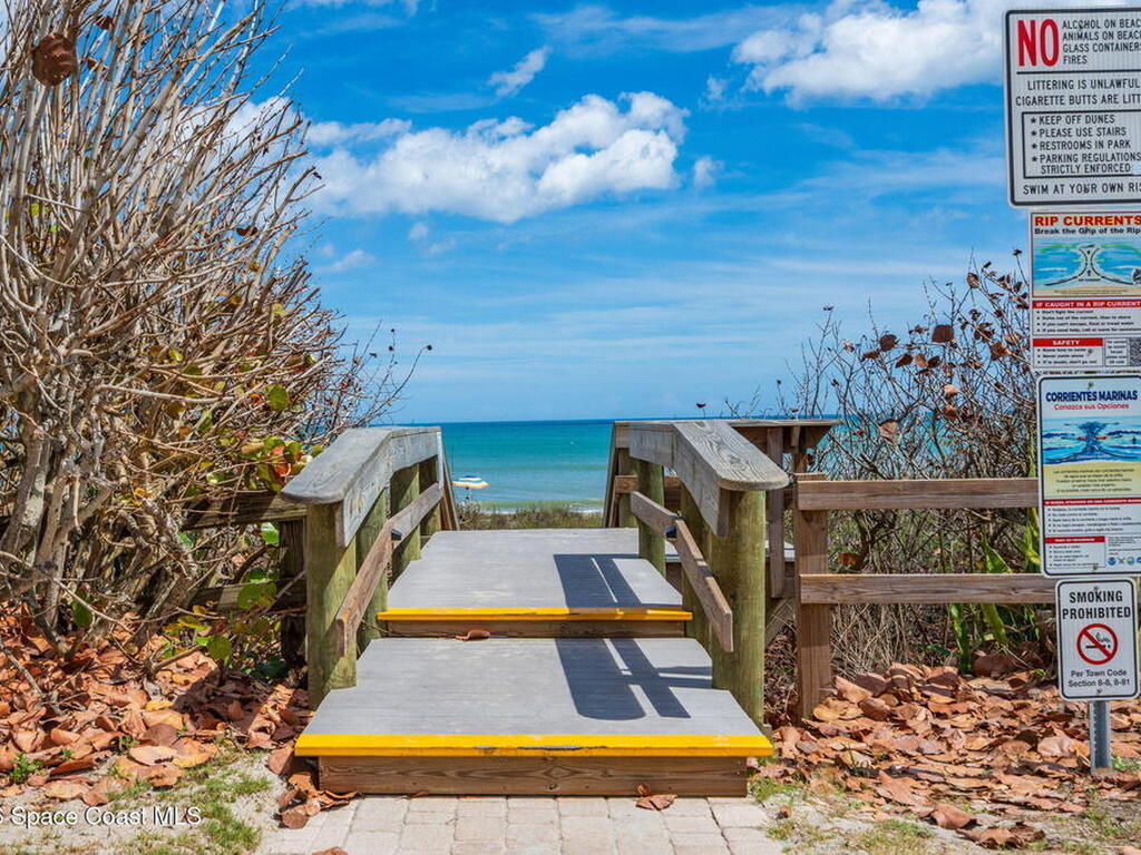 1318 S Miramar Avenue, Indialantic, FL 32903