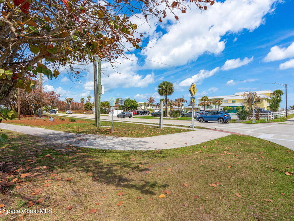 1318 S Miramar Avenue, Indialantic, FL 32903