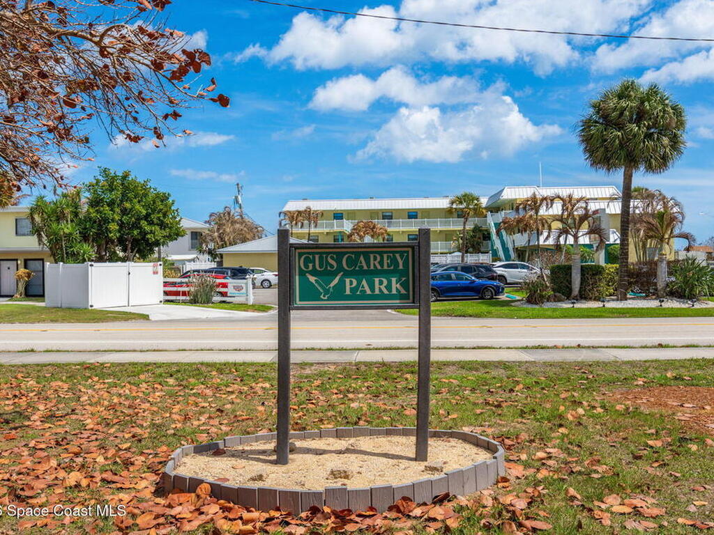 1318 S Miramar Avenue, Indialantic, FL 32903