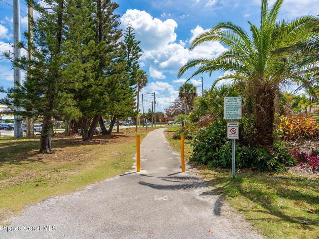 1318 S Miramar Avenue, Indialantic, FL 32903