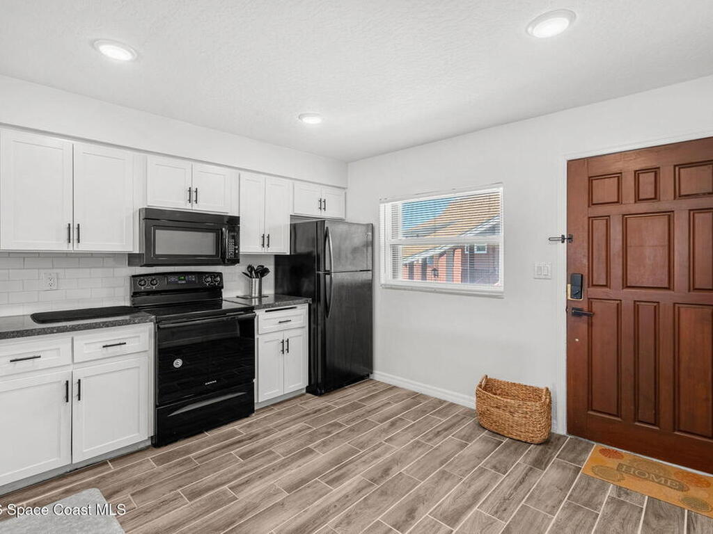 1318 S Miramar Avenue, Indialantic, FL 32903