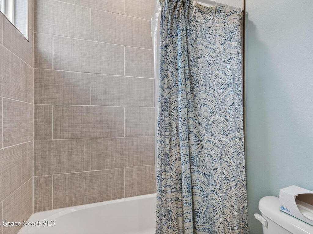 1046 N Tropical Trail, Merritt Island, FL 32953