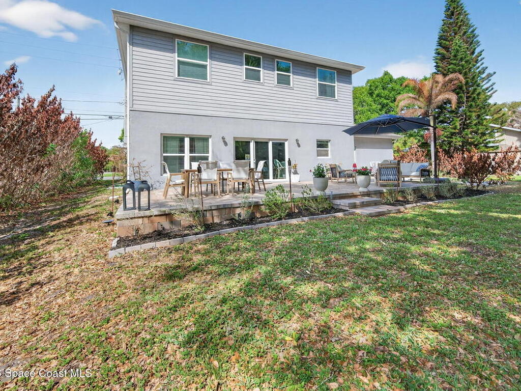 1046 N Tropical Trail, Merritt Island, FL 32953