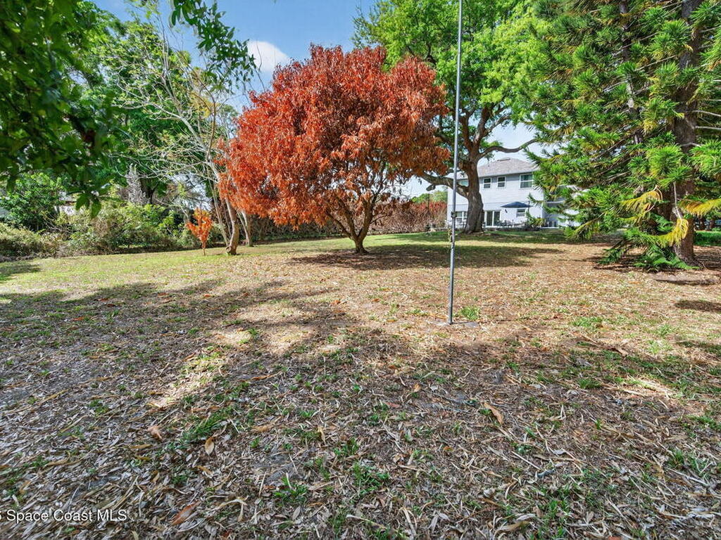 1046 N Tropical Trail, Merritt Island, FL 32953