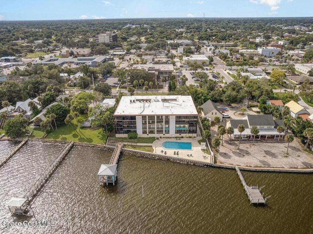 525 Indian River Avenue, Titusville, FL 32796