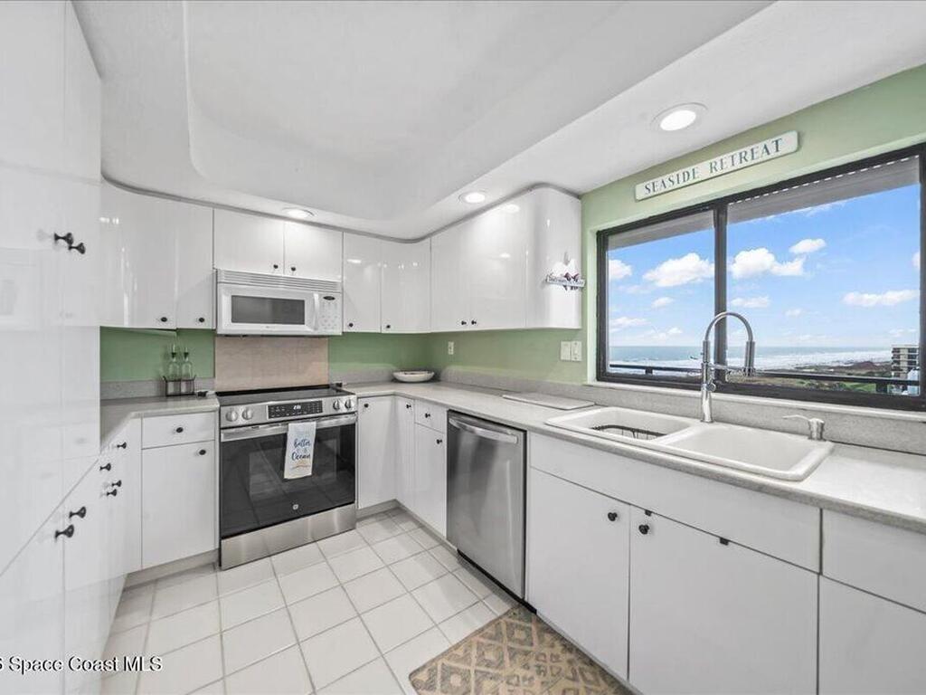 2100 N Atlantic Avenue, Cocoa Beach, FL 32931