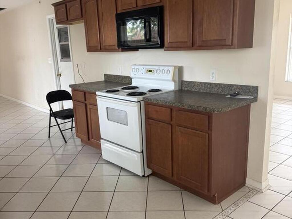 1525 Tarpon Street, Merritt Island, FL 32952