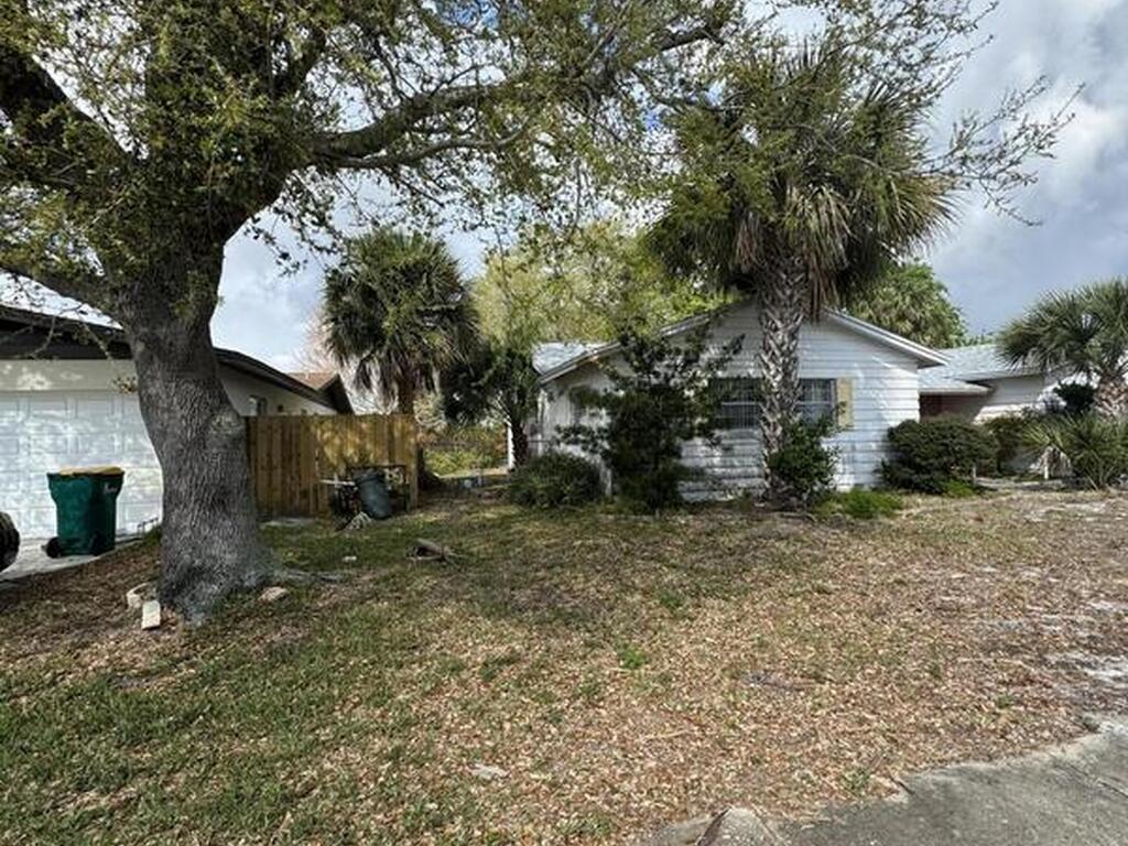 1525 Tarpon Street, Merritt Island, FL 32952