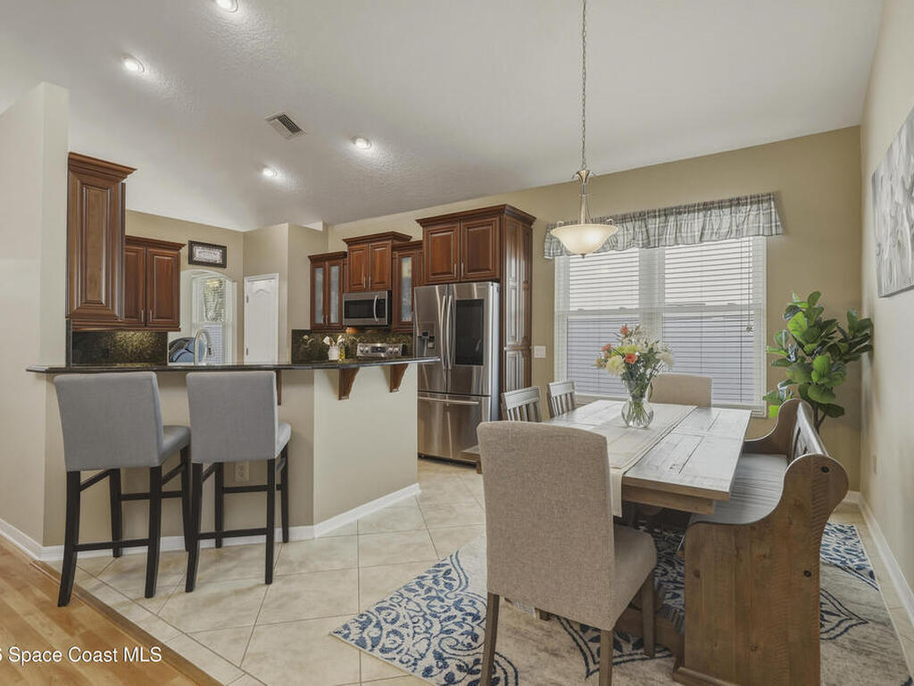 427 Heathrow Circle, Rockledge, FL 32955