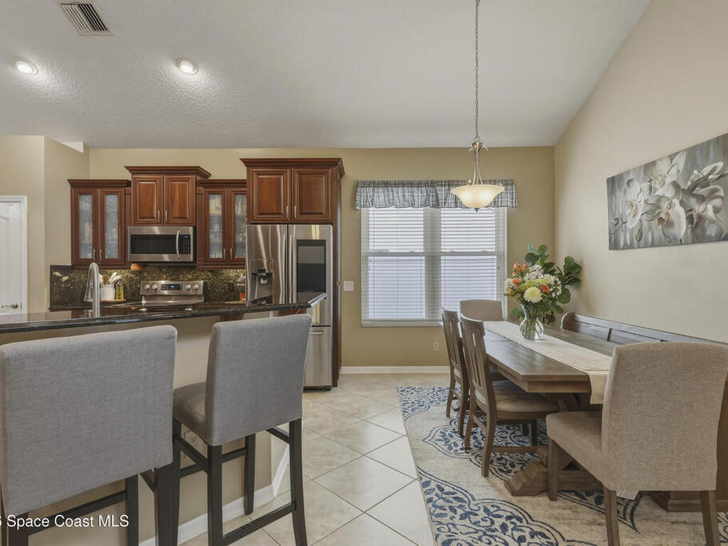 427 Heathrow Circle, Rockledge, FL 32955