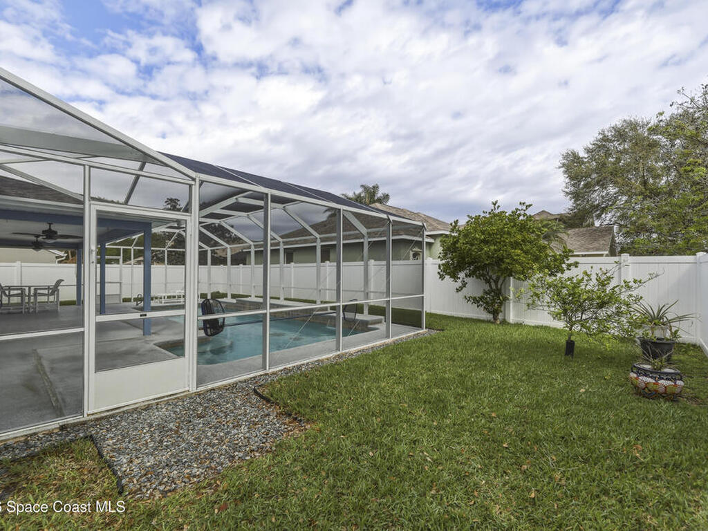 427 Heathrow Circle, Rockledge, FL 32955