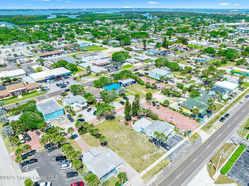 118 N Atlantic Avenue, Cocoa Beach, FL 32931