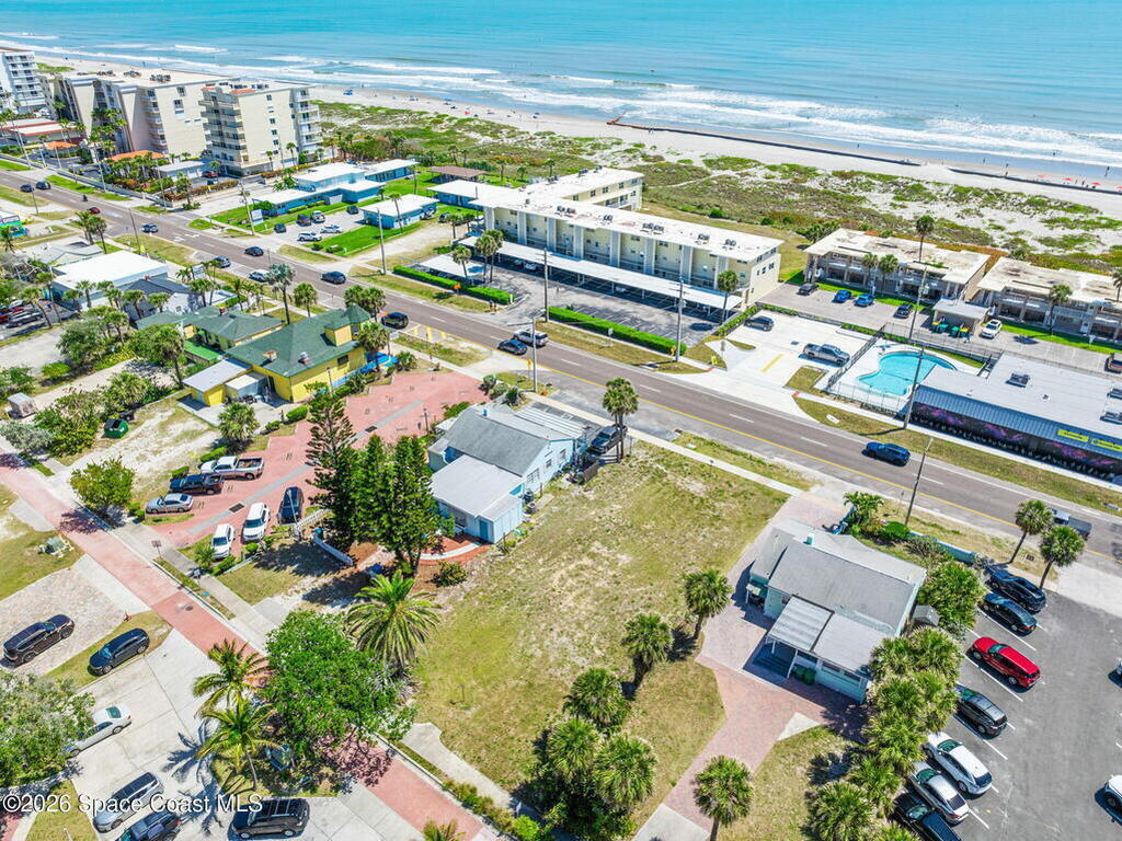 118 N Atlantic Avenue, Cocoa Beach, FL 32931