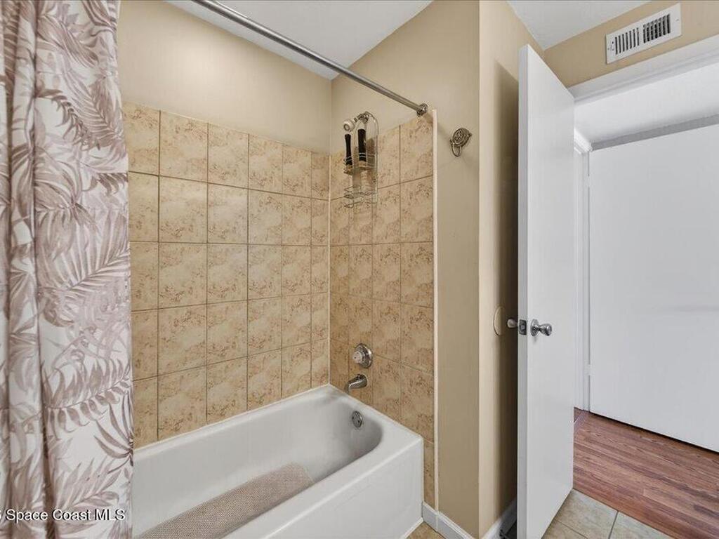 650 Island Club Court, Indialantic, FL 32903