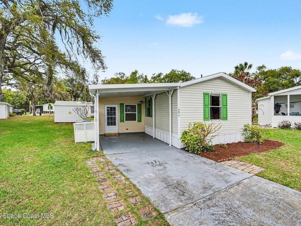 686 Sunrise Court, Palm Bay, FL 32907