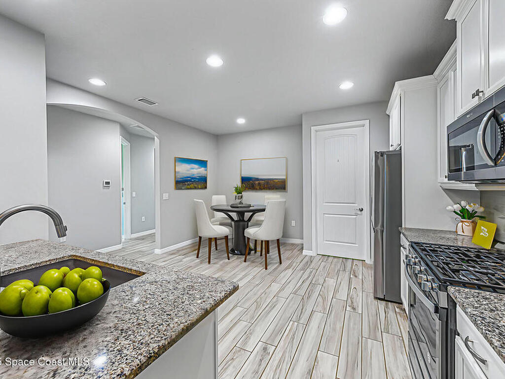 7544 Loren Cove Drive, Melbourne, FL 32940