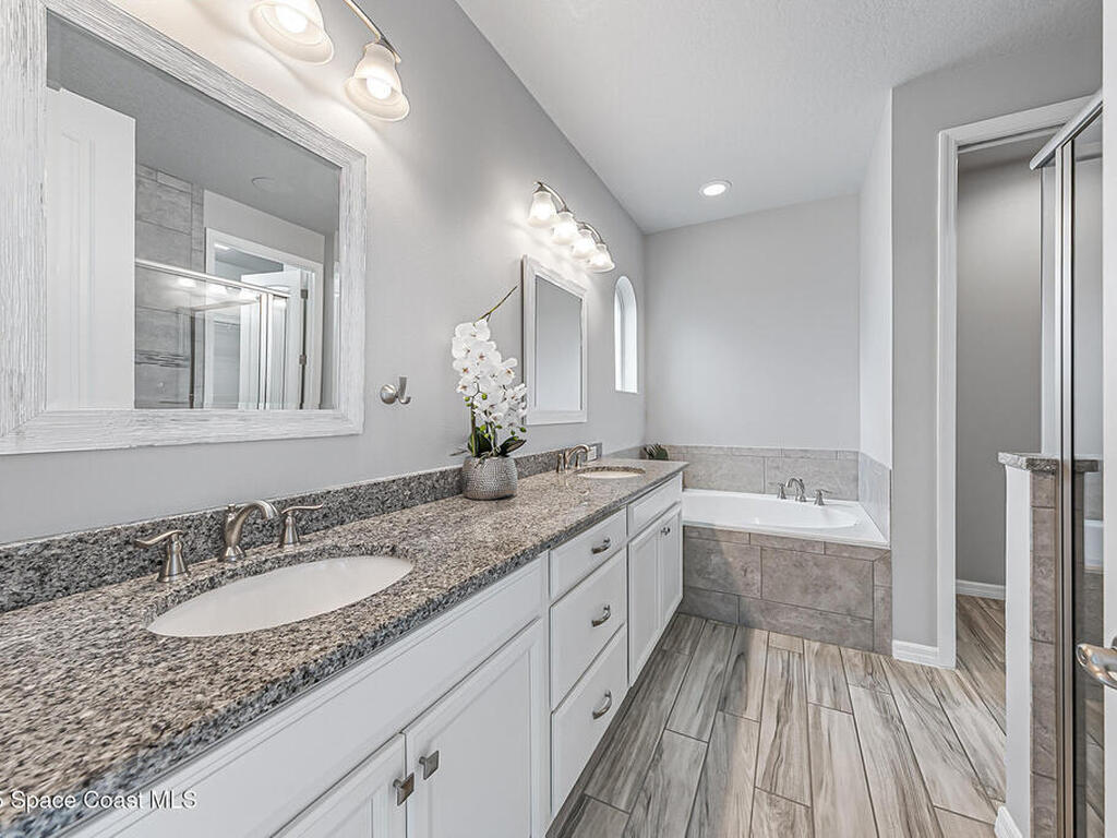 7544 Loren Cove Drive, Melbourne, FL 32940