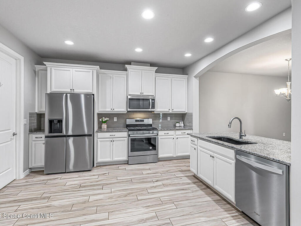 7544 Loren Cove Drive, Melbourne, FL 32940