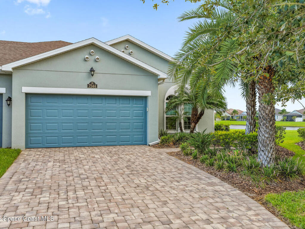 7544 Loren Cove Drive, Melbourne, FL 32940