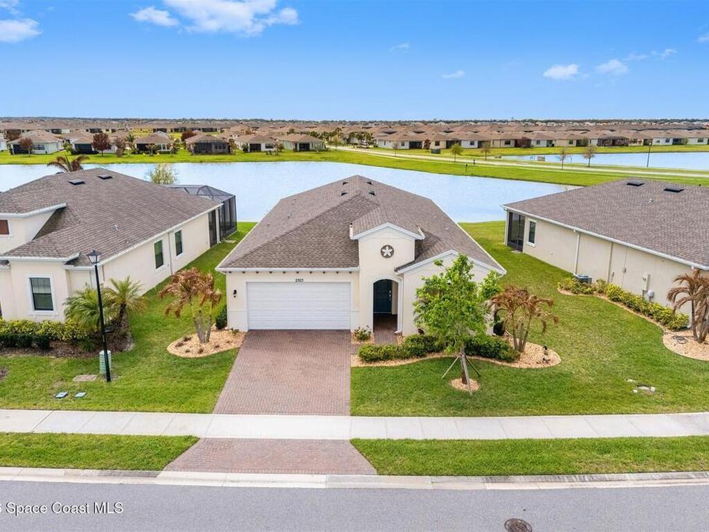 2303 Great Belt Circle, Melbourne, FL 32940