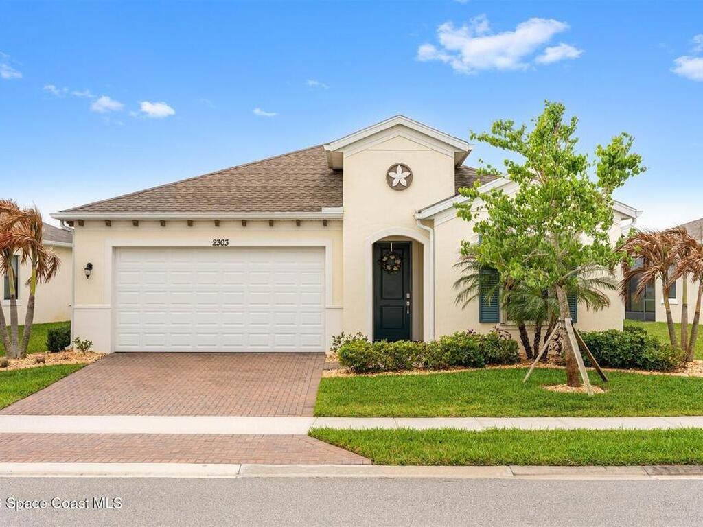 2303 Great Belt Circle, Melbourne, FL 32940