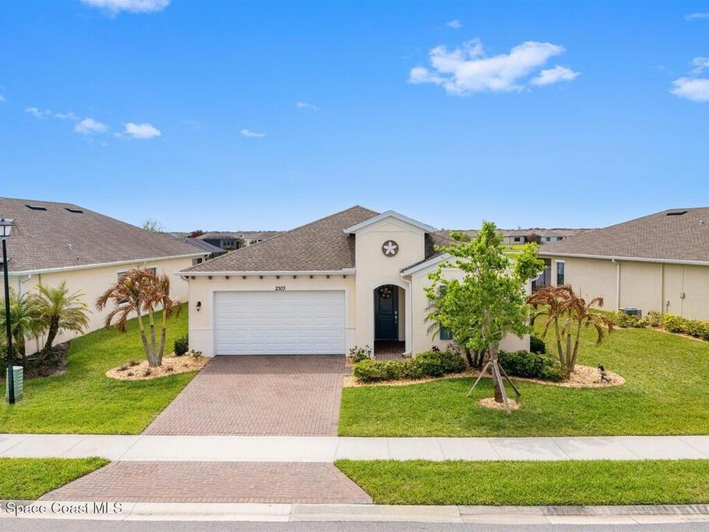 2303 Great Belt Circle, Melbourne, FL 32940