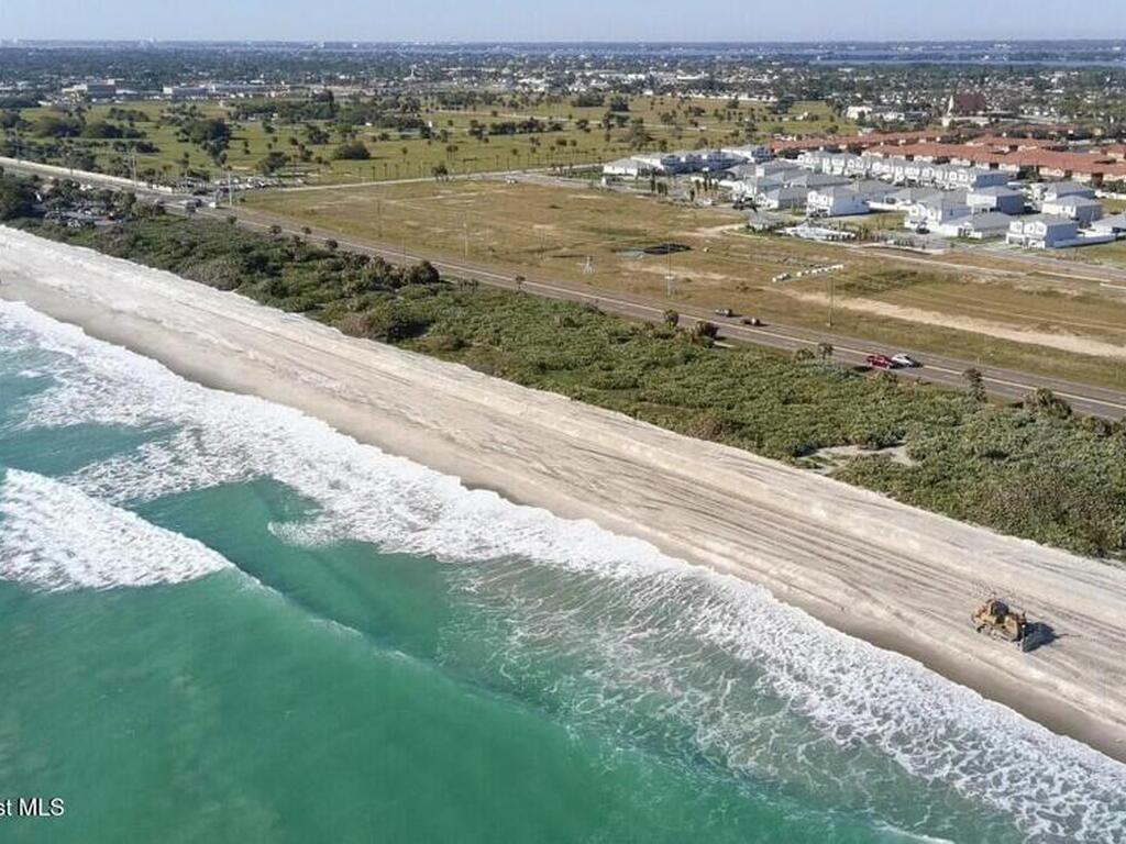608 Hightower Avenue, Satellite Beach, FL 32937
