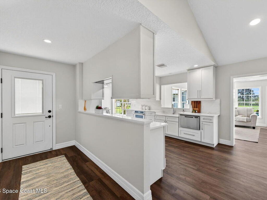 320 Olympia Court, Melbourne, FL 32940