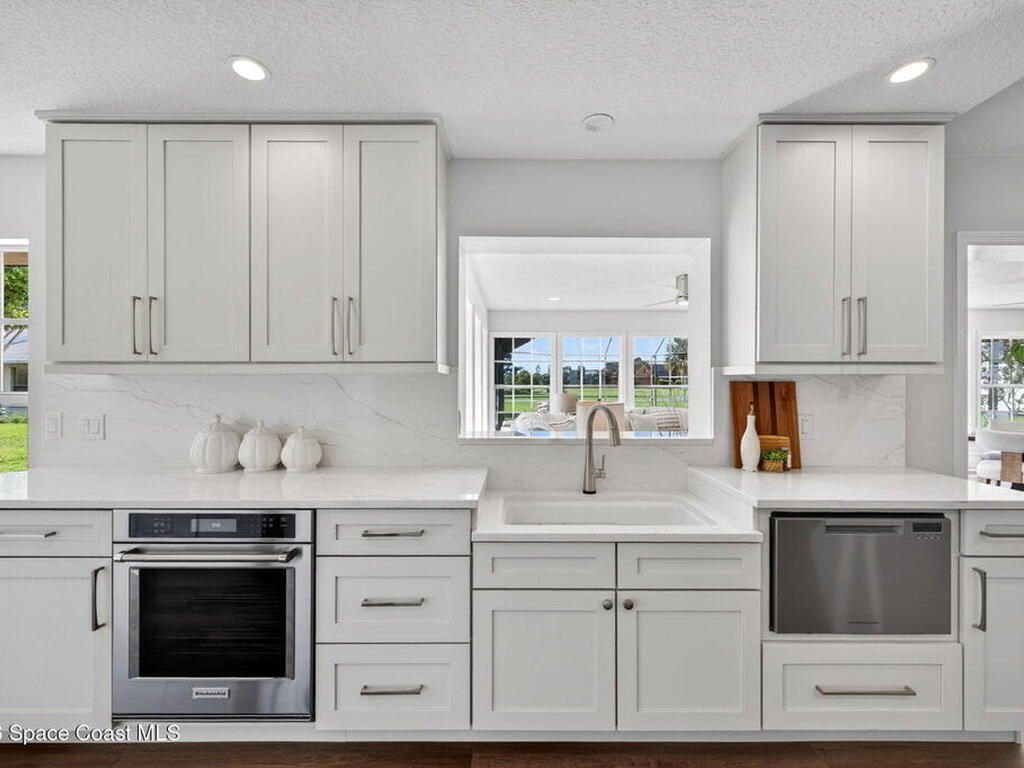 320 Olympia Court, Melbourne, FL 32940