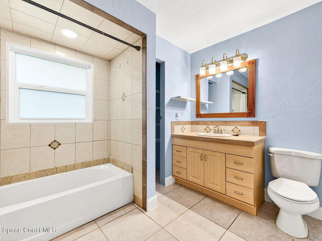 471 Tortoise View Circle, Satellite Beach, FL 32937