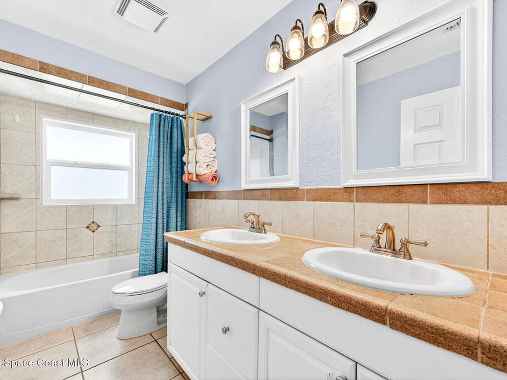 471 Tortoise View Circle, Satellite Beach, FL 32937