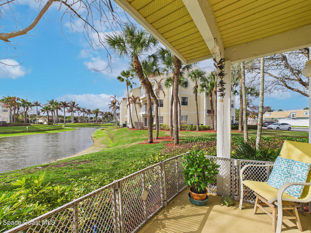 1800 Charlesmont Drive, Melbourne, FL 32903