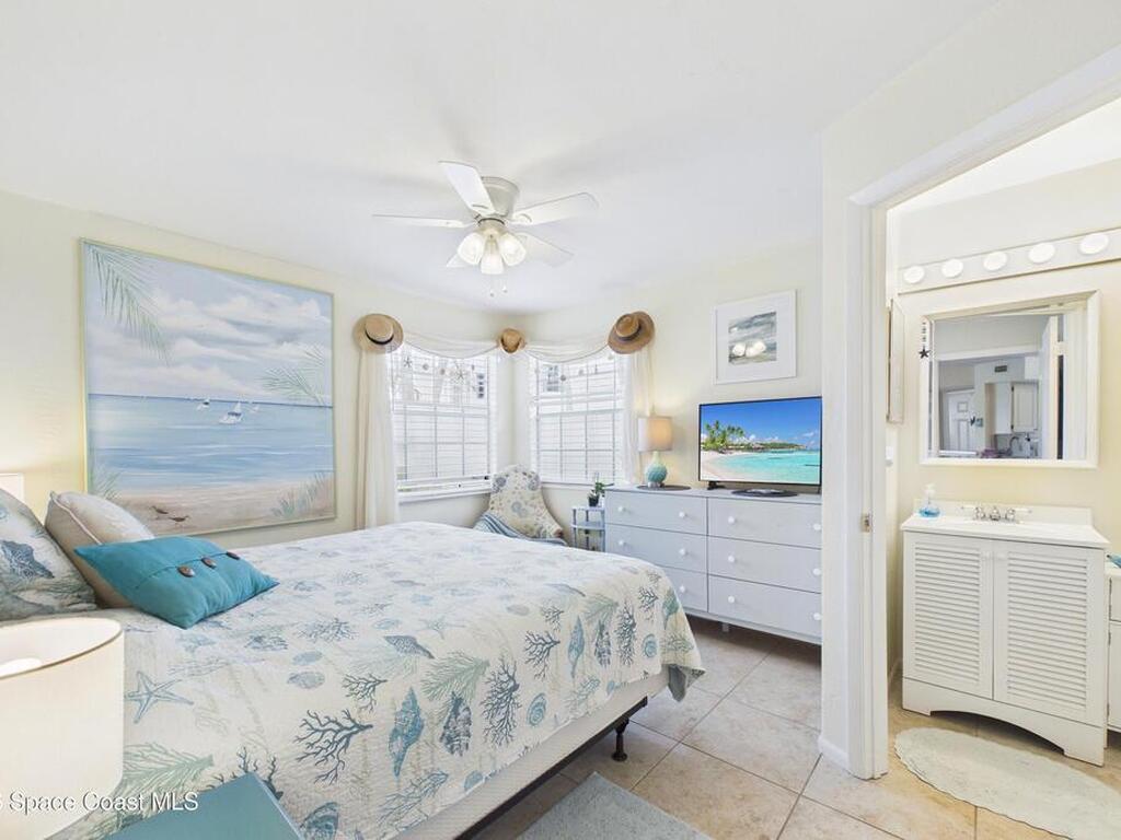 1800 Charlesmont Drive, Melbourne, FL 32903