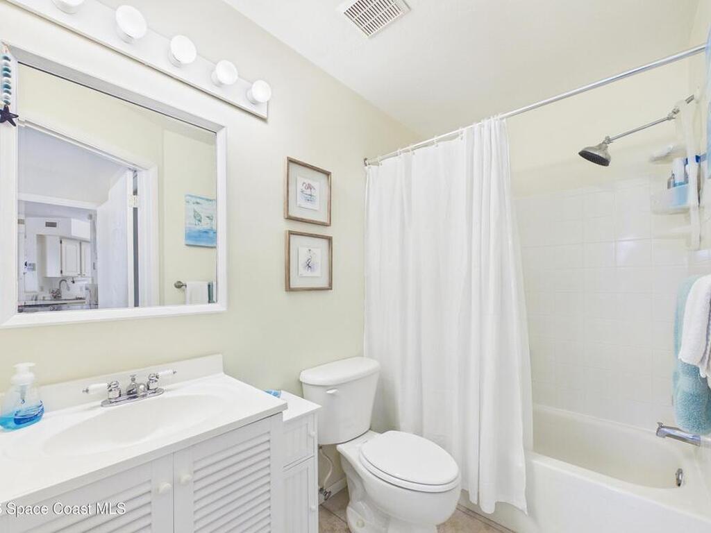 1800 Charlesmont Drive, Melbourne, FL 32903