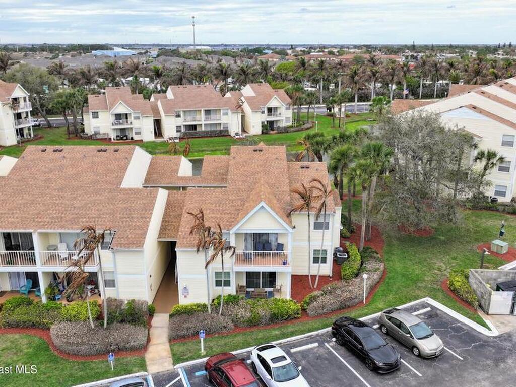 1800 Charlesmont Drive, Melbourne, FL 32903
